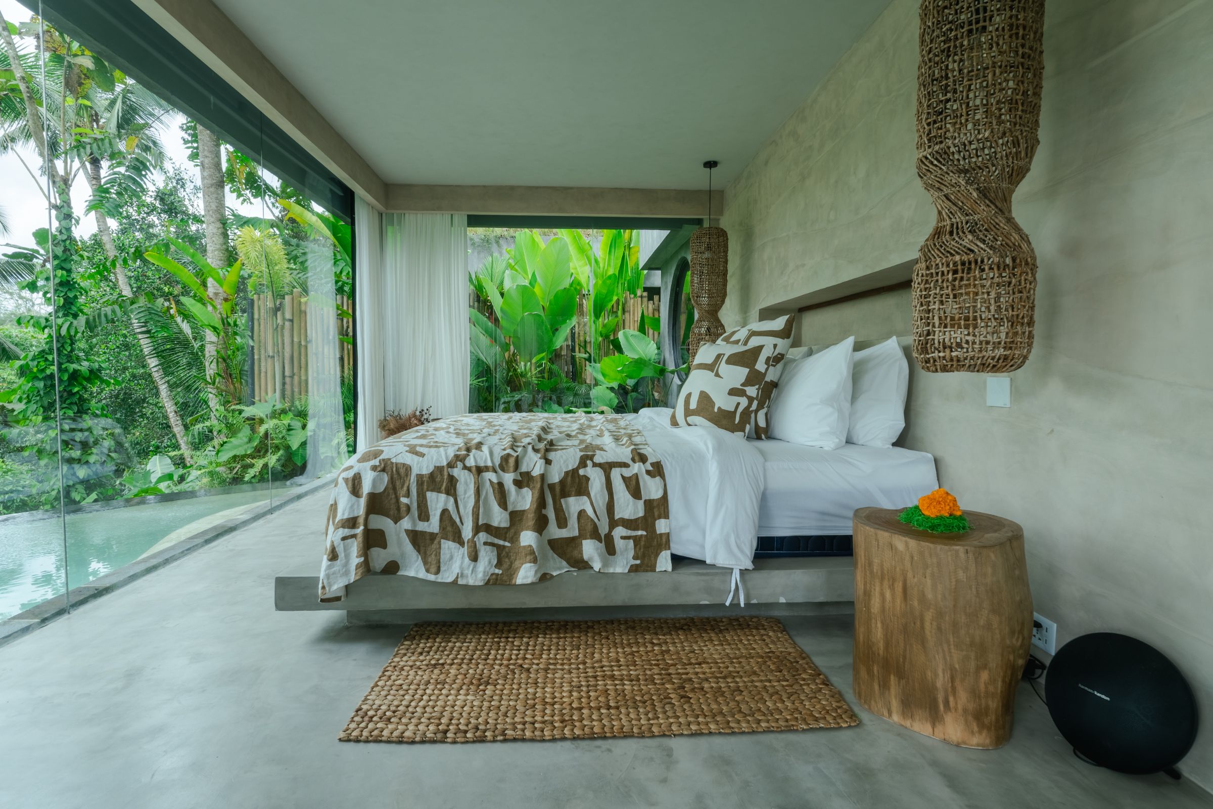Deluxe Suite With Private Pool 5