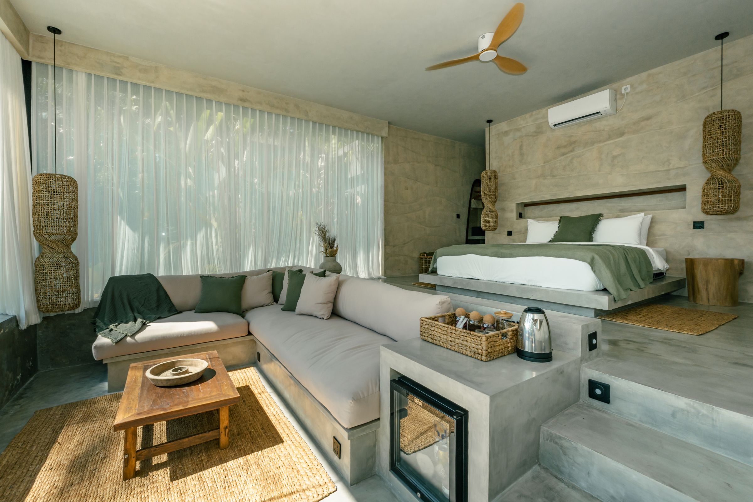 Grand Deluxe Suite With Private Pool 4