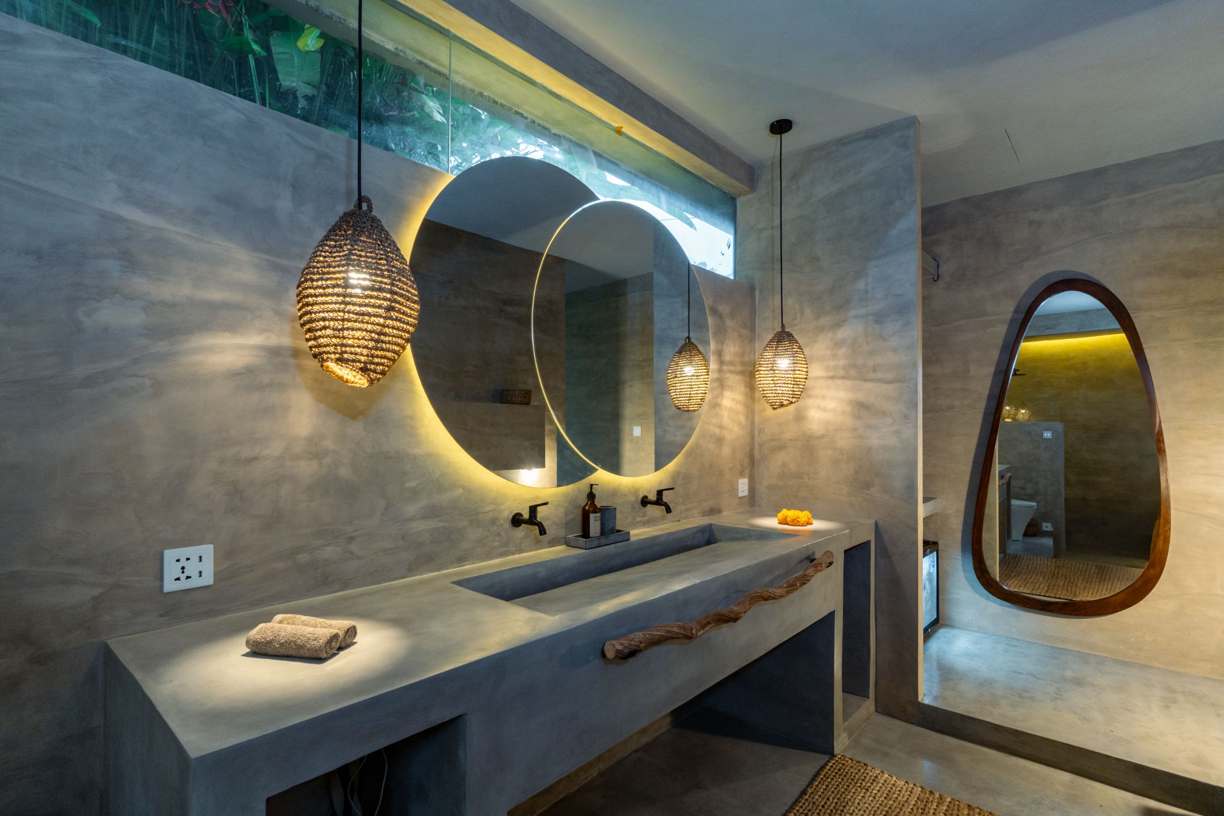 Standard Suite With Jungle View 3